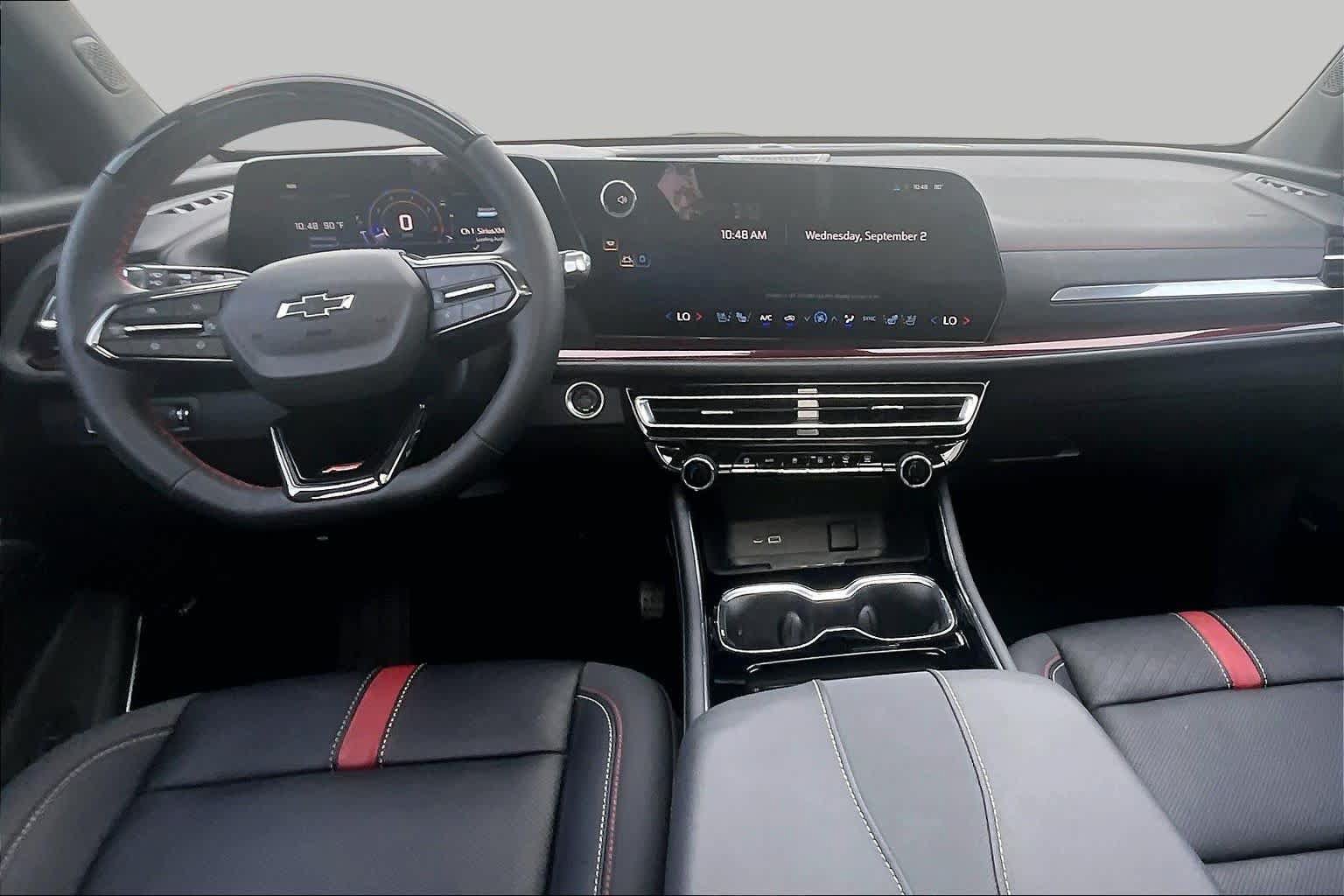 Used 2025 Chevrolet Traverse RS w/ LPO, Floor Liner Package FWD image 14
