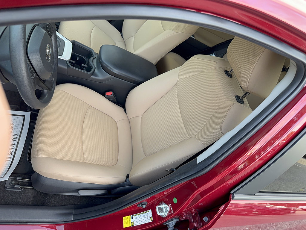 Certified 2023 Toyota RAV4 LE AWD/4WD image 10