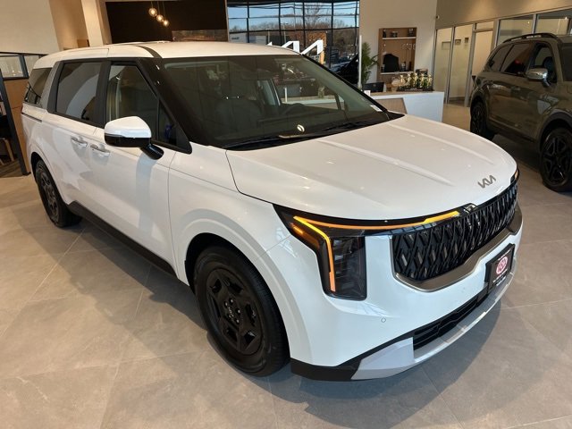 New 2026 Kia Carnival LX image 2