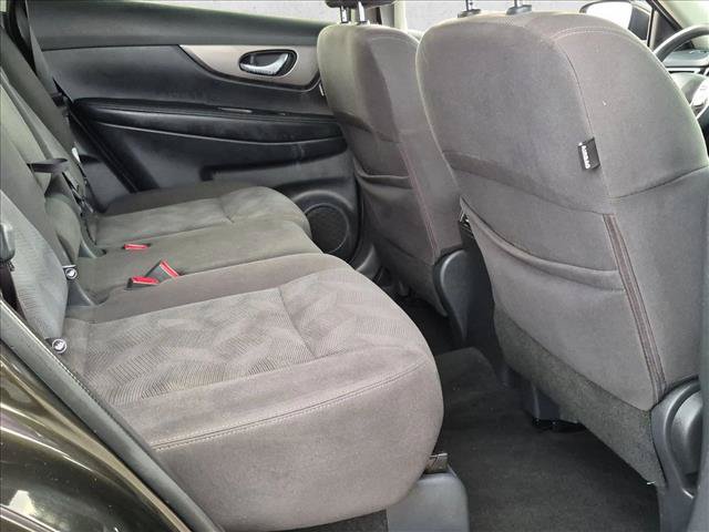 Used 2016 Nissan Rogue S FWD image 26