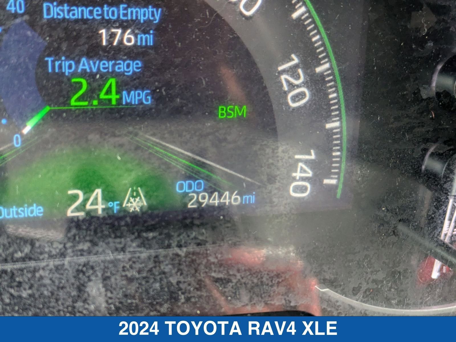 Used 2024 Toyota RAV4 XLE w/ Convenience Package image 18