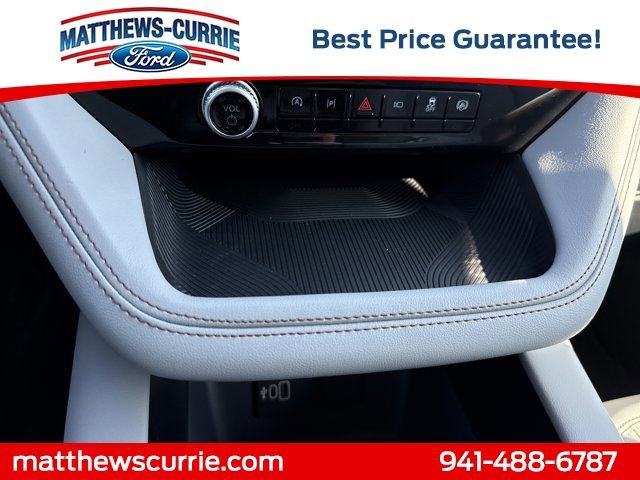 New 2026 Ford Explorer Active w/ Active Comfort Package image 21