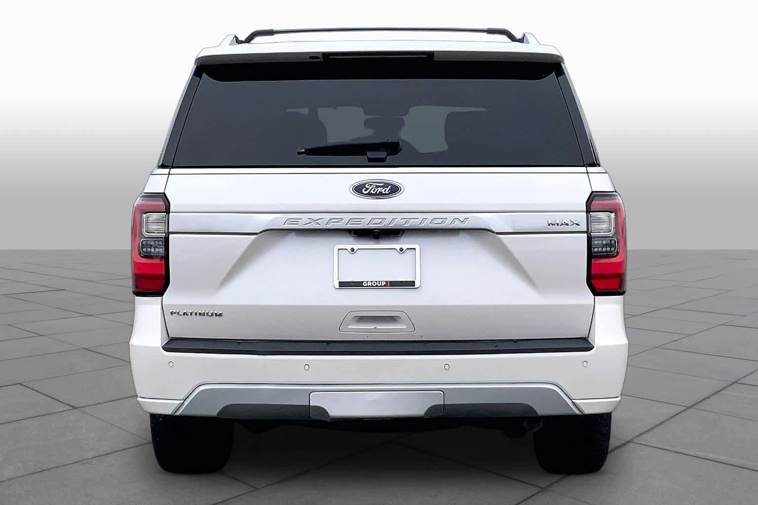 Used 2019 Ford Expedition Max Platinum AWD/4WD image 5