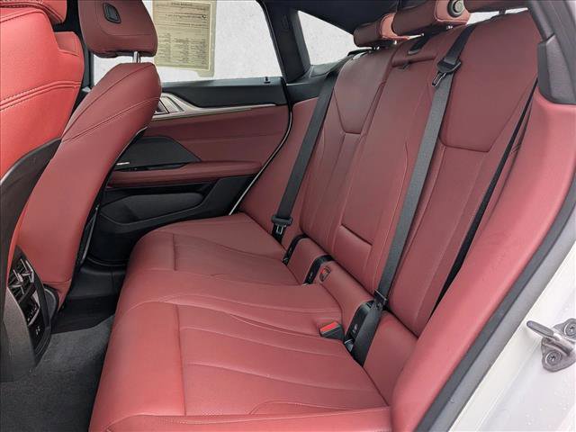 Used 2023 BMW i4 eDrive35 w/ Premium Package image 18