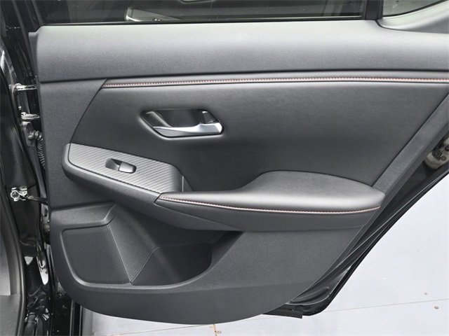 Used 2025 Nissan Sentra SR w/ SR Premium Package image 30