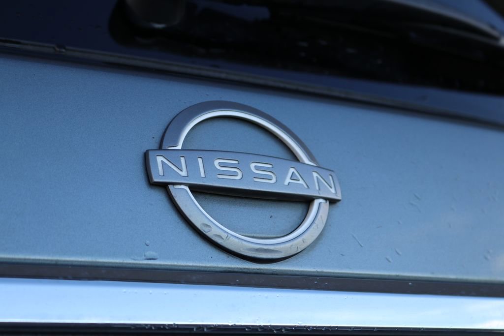 Used 2024 Nissan Armada SL image 13