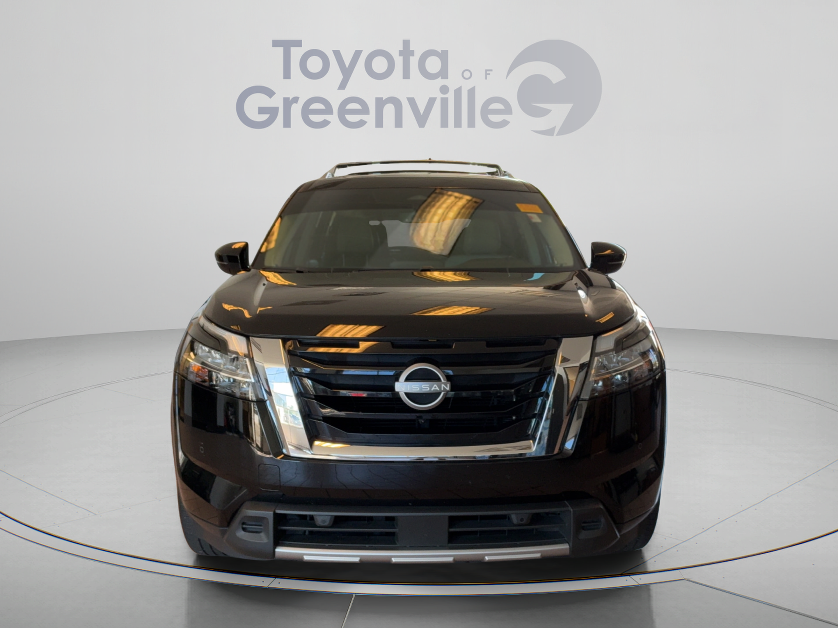 Used 2024 Nissan Pathfinder SL w/ SL Premium Package FWD image 9