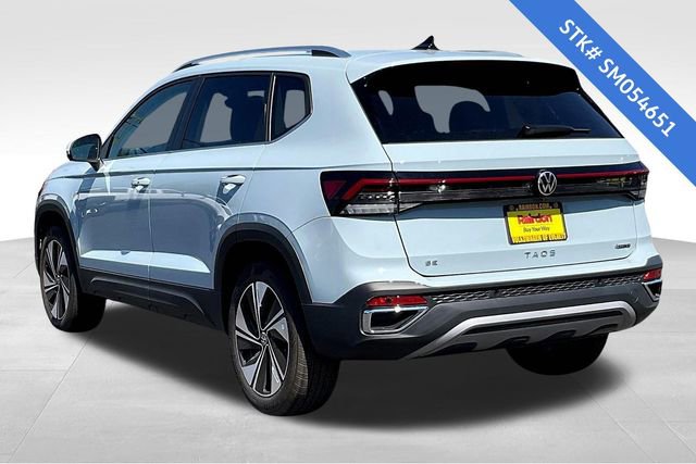 New 2025 Volkswagen Taos SE image 3