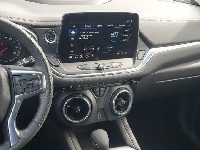 Certified 2024 Chevrolet Blazer LT w/ Midnight/Sport Edition AWD/4WD image 14