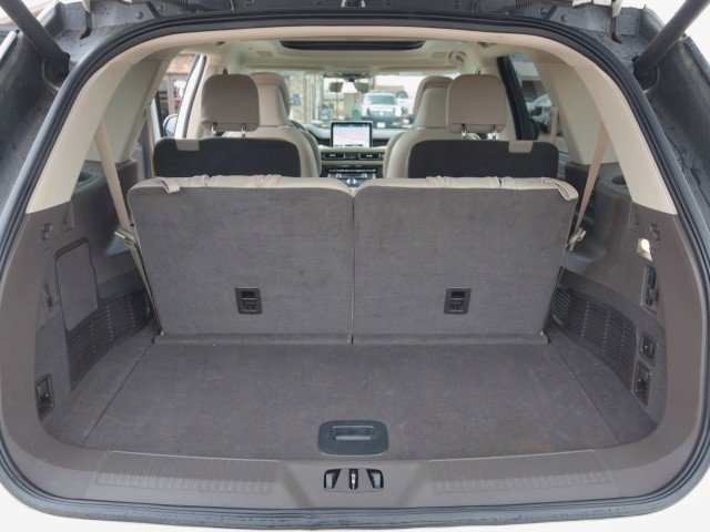 Used 2022 Lincoln Aviator Reserve w/ Equipment Group 201A image 34