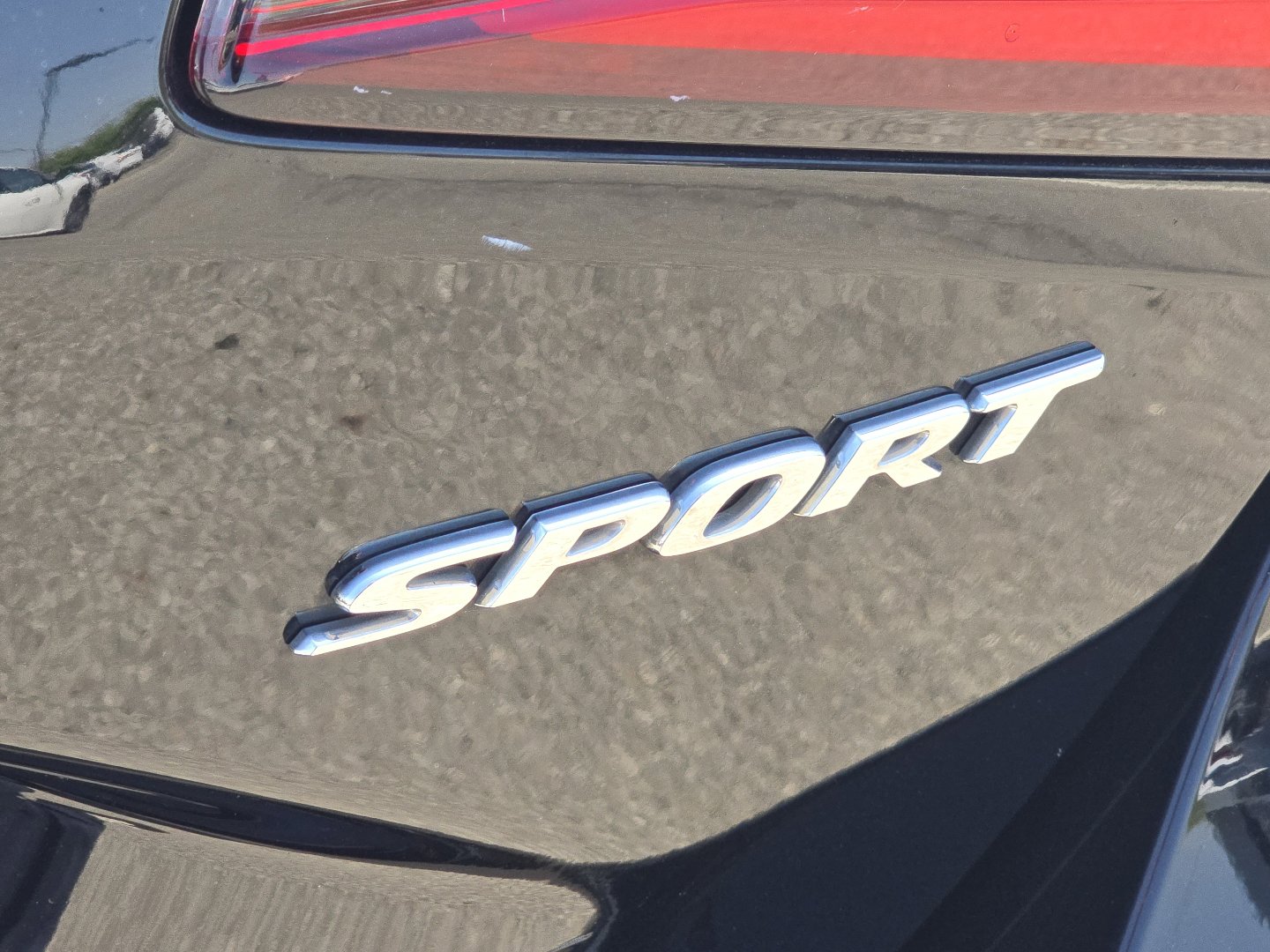 Used 2019 Honda Accord Sport image 3