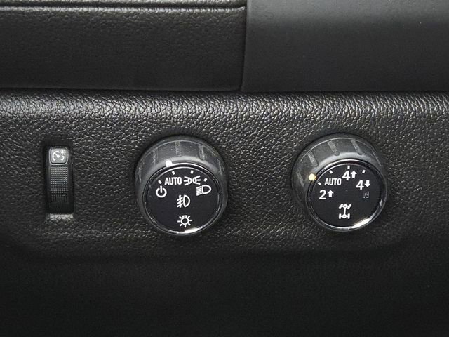 Used 2015 GMC Canyon SLT image 9