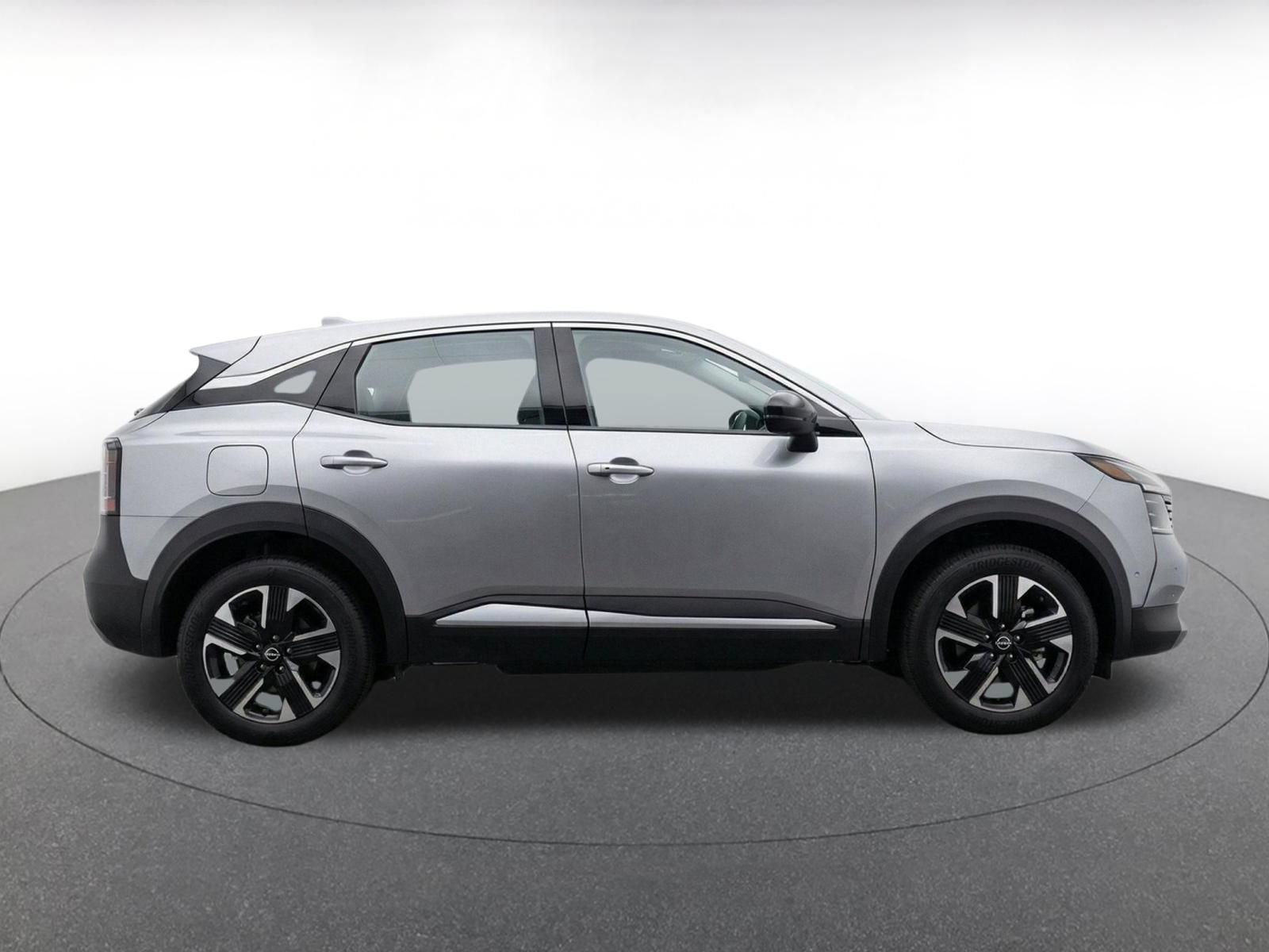 Used 2026 Nissan Kicks SV w/ Cold Weather Package AWD/4WD image 10