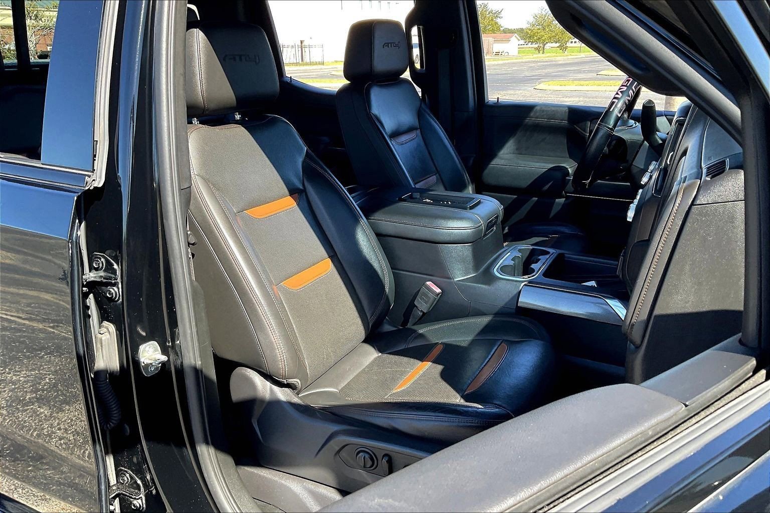 Used 2019 GMC Sierra 1500 AT4 w/ AT4 Premium Package image 8