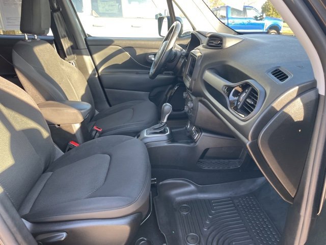 Used 2020 Jeep Renegade Altitude image 15