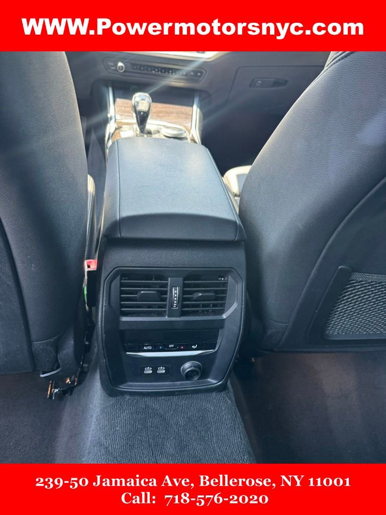 Used 2019 BMW 330i xDrive Sedan w/ Driving Assistance Package AWD/4WD image 25