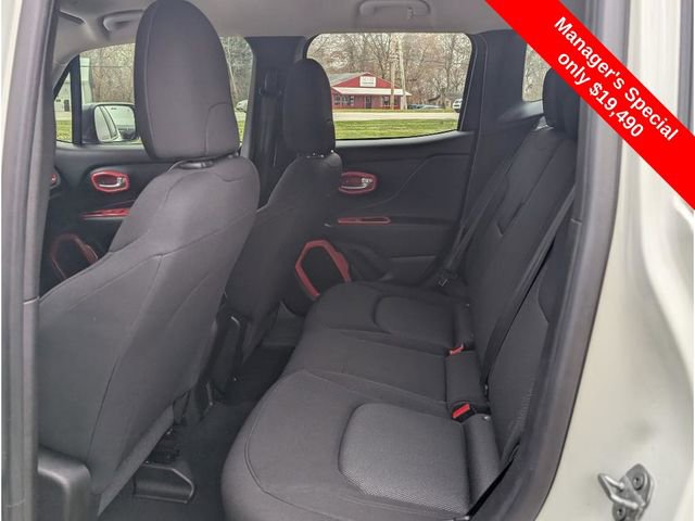 Used 2023 Jeep Renegade Latitude image 9