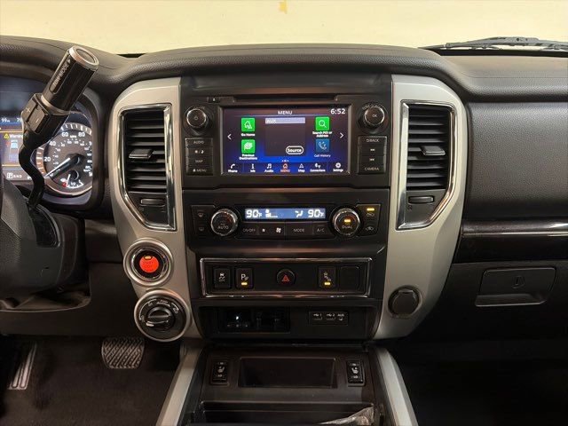 Used 2019 Nissan Titan SV w/ SV Convenience Package image 20