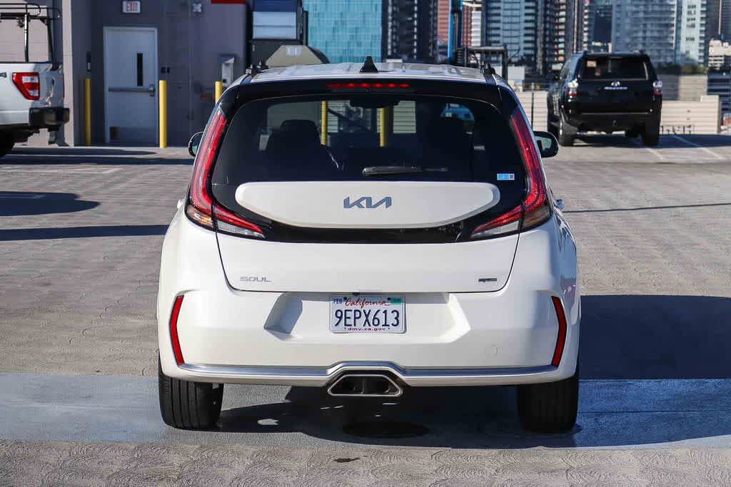 Used 2023 Kia Soul GT-Line FWD image 5