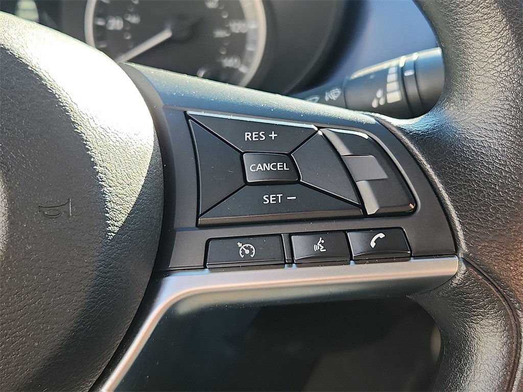 Used 2024 Nissan Versa SV w/ Trunk Package image 21