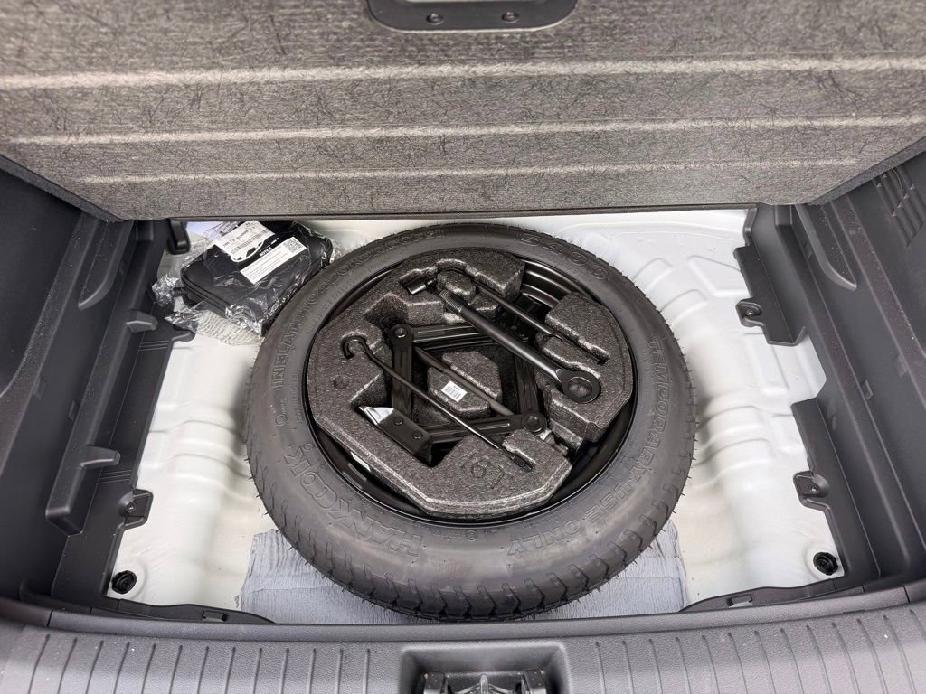 Used 2023 Hyundai Kona SEL AWD/4WD image 35