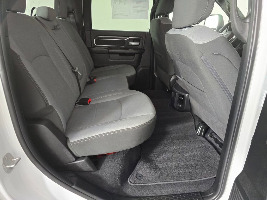 Used 2024 RAM 3500 Big Horn image 36