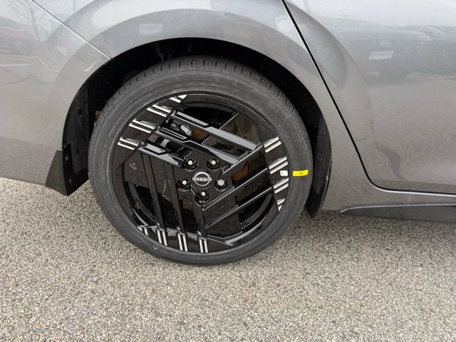 New 2026 Nissan Sentra SR w/ SR Premium Package FWD image 14