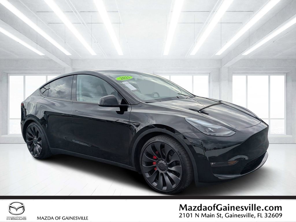 Used 2024 Tesla Model Y Performance image 1