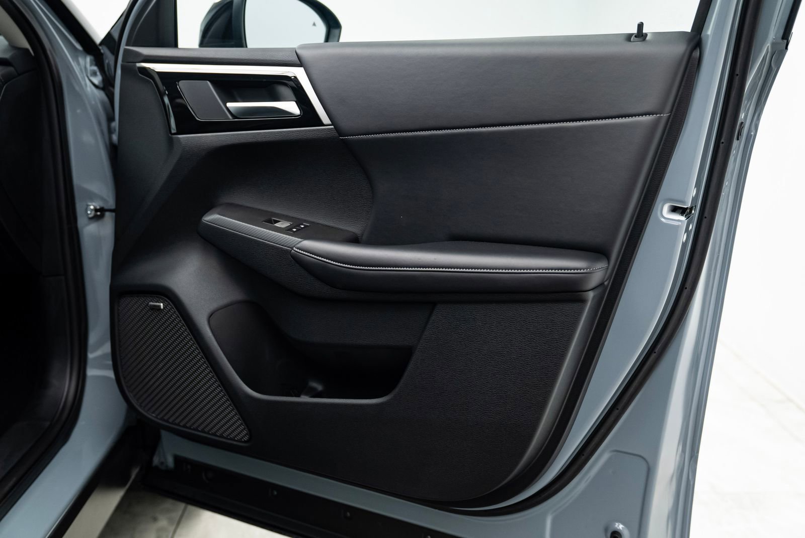 New 2026 Mitsubishi Outlander Trail Edition image 30