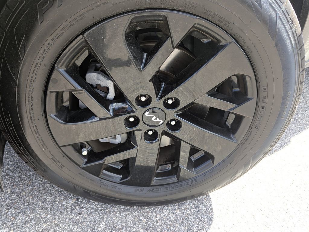 Certified 2022 Kia Sorento S image 30