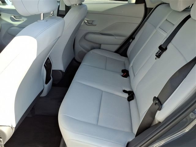 Used 2025 Hyundai Kona SEL image 29