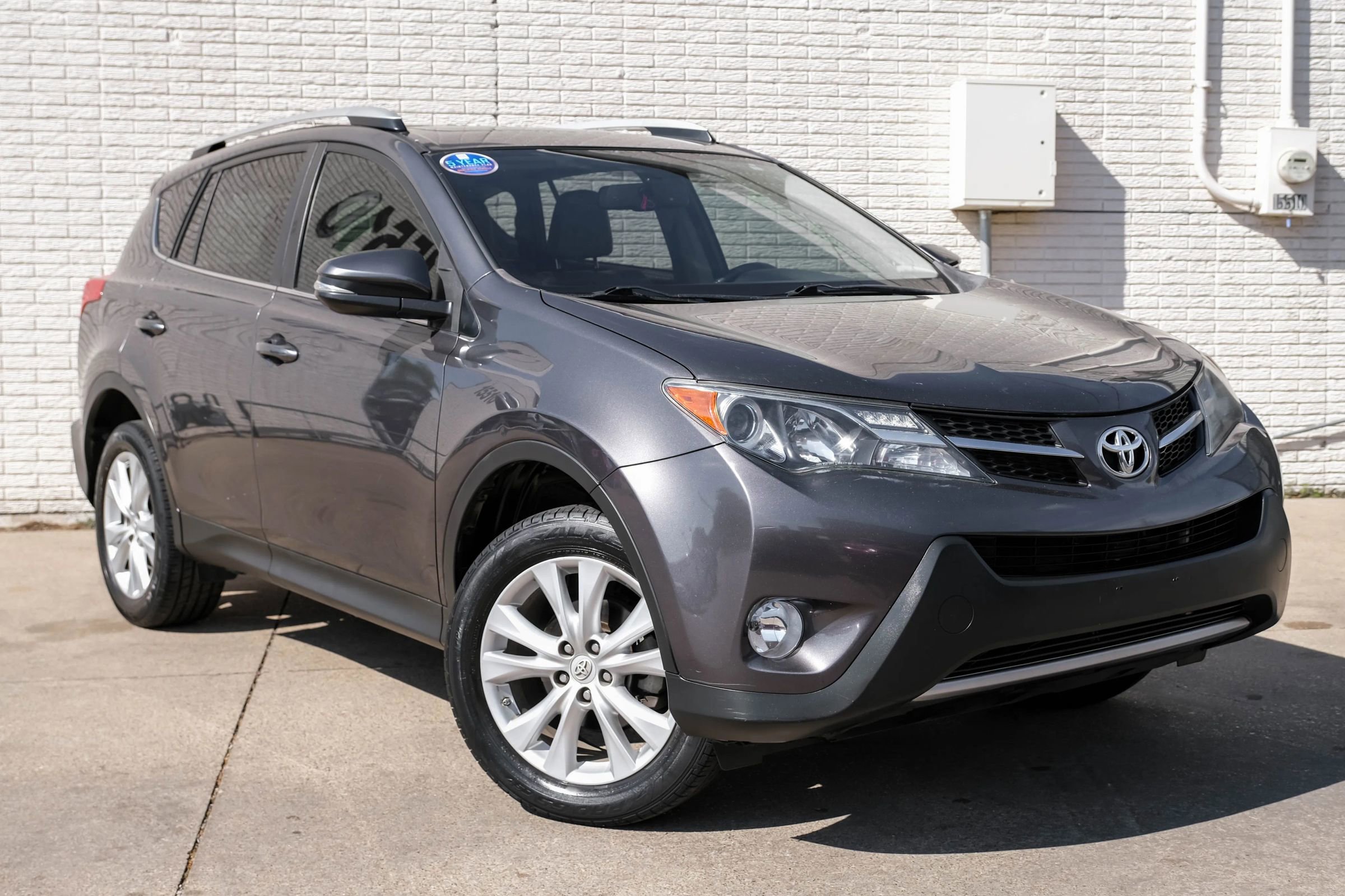 Used 2015 Toyota RAV4 Limited FWD image 5