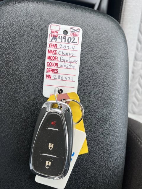 Used 2024 Chevrolet Equinox LS AWD/4WD image 48