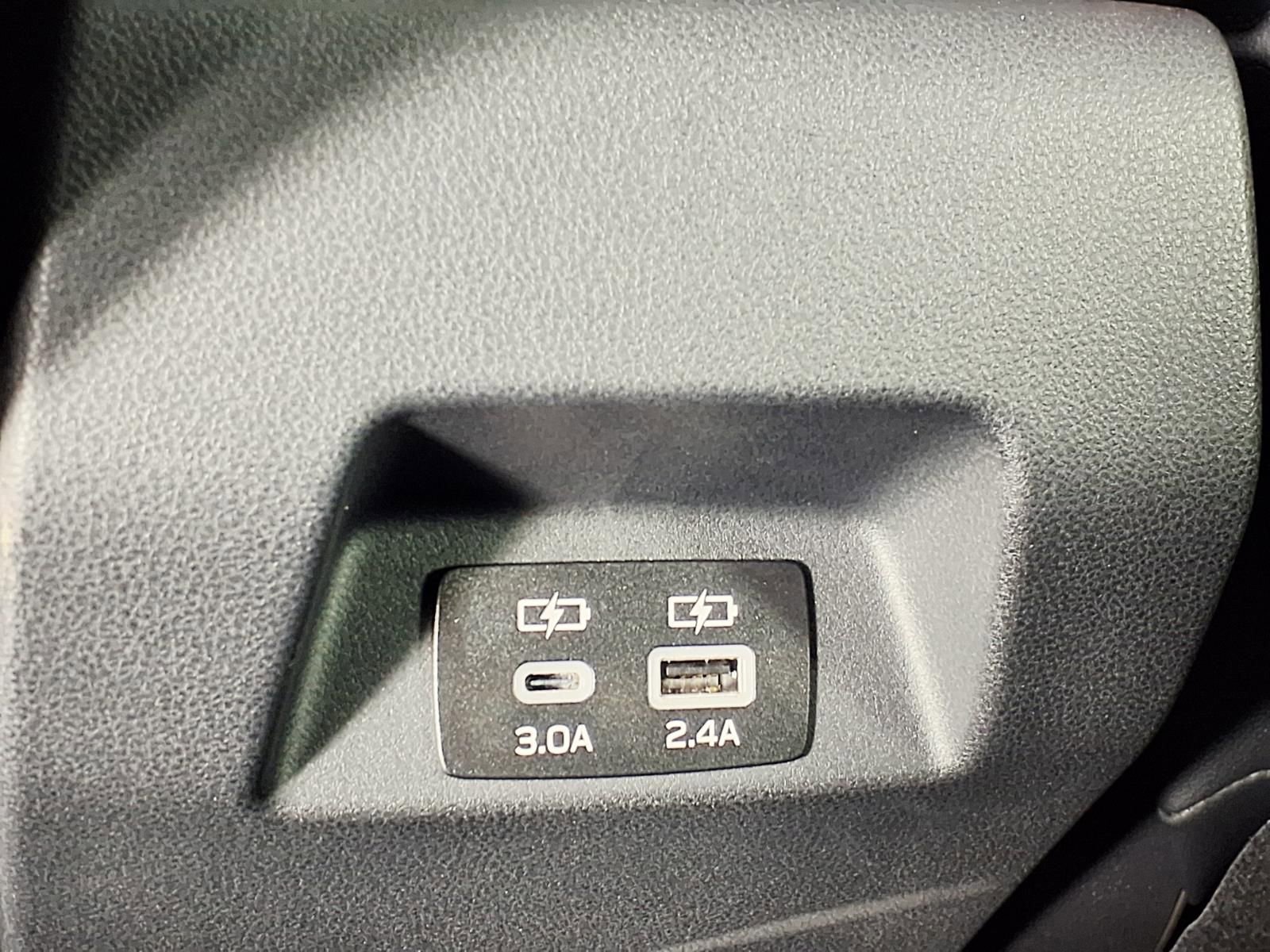 Used 2025 Subaru Crosstrek 2.5i Limited w/ Crosstrek Mirror Package AWD/4WD image 12