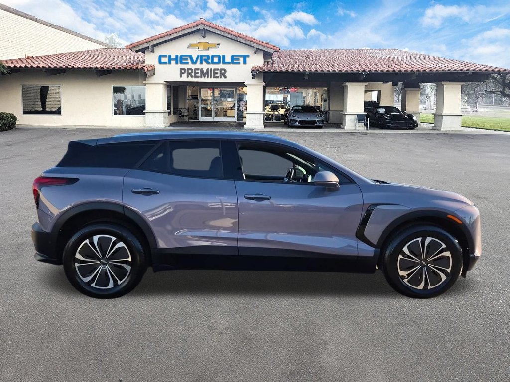 Used 2025 Chevrolet Blazer EV LT w/ Super Cruise Package AWD/4WD image 9