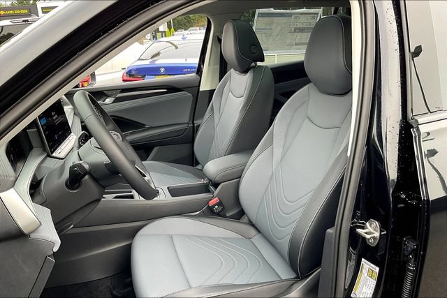 New 2025 Volkswagen Tiguan SE AWD/4WD image 11
