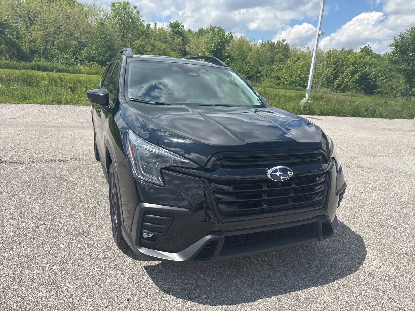 Certified 2024 Subaru Ascent Onyx Edition Limited AWD/4WD image 7