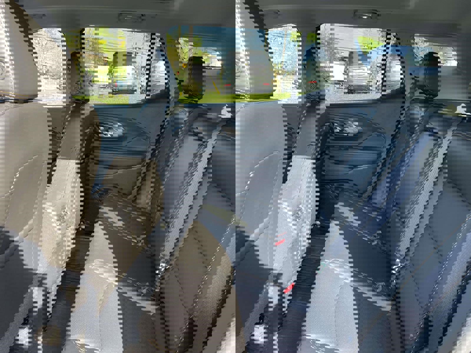 Used 2021 GMC Terrain SLT w/ LPO, Floor Liner Package image 15