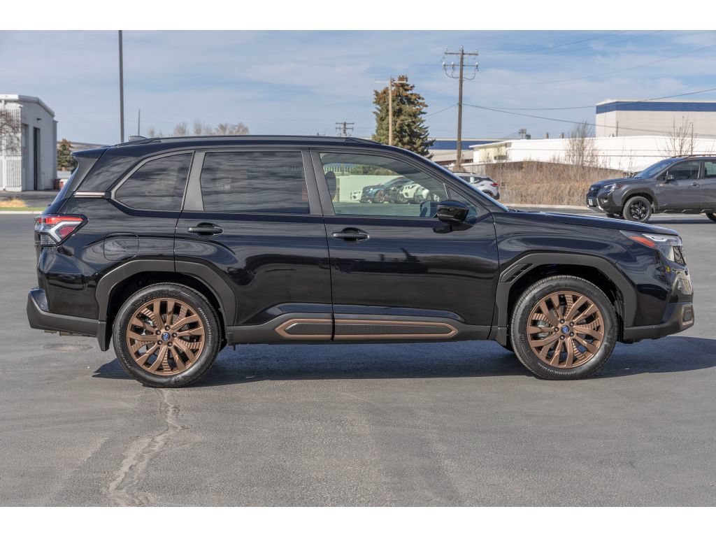 Used 2025 Subaru Forester Sport AWD/4WD image 2