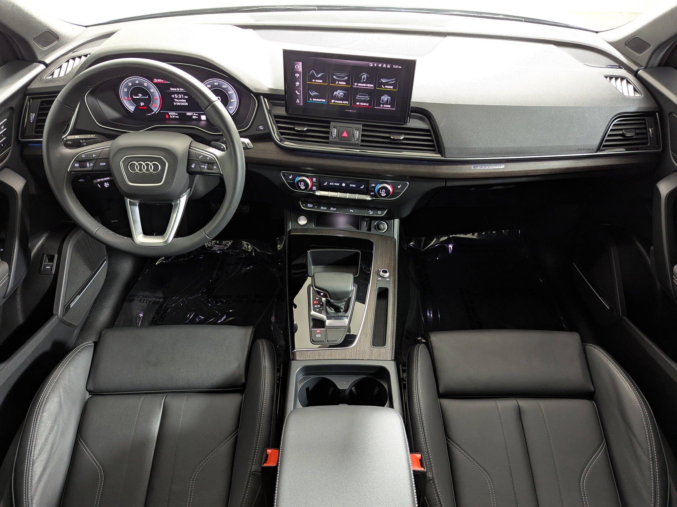Certified 2025 Audi Q5 2.0T Premium Plus w/ Premium Plus Package image 10