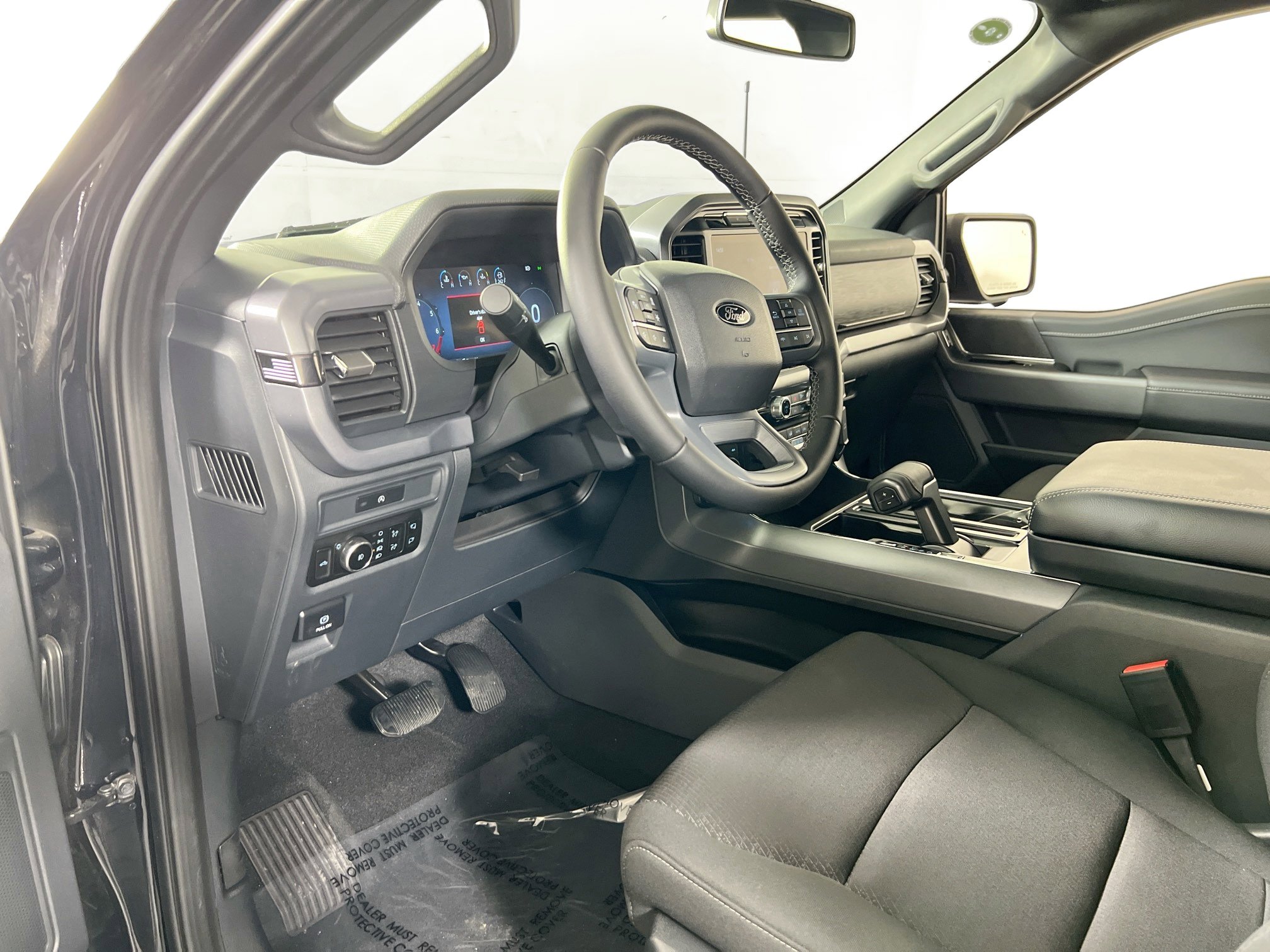 Used 2025 Ford F150 XLT w/ Equipment Group 302A MID image 9