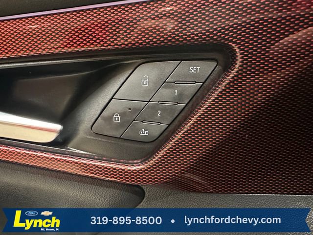 Used 2024 Chevrolet Traverse RS w/ LPO, Floor Liner Package AWD/4WD image 7