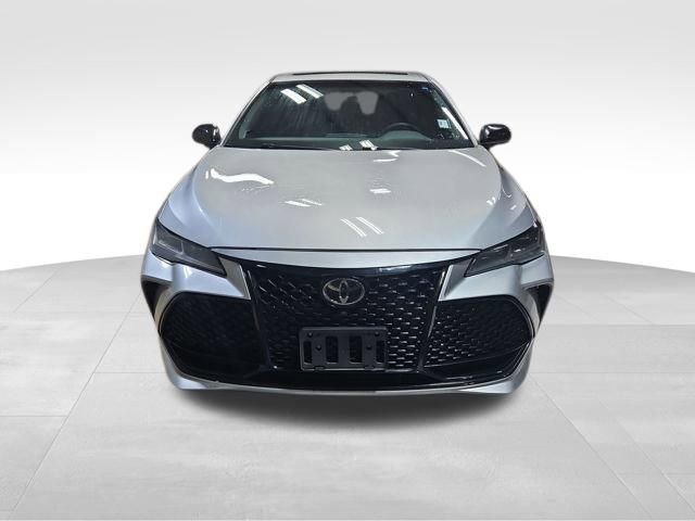 Used 2019 Toyota Avalon Touring w/ Advanced Safety Package image 10