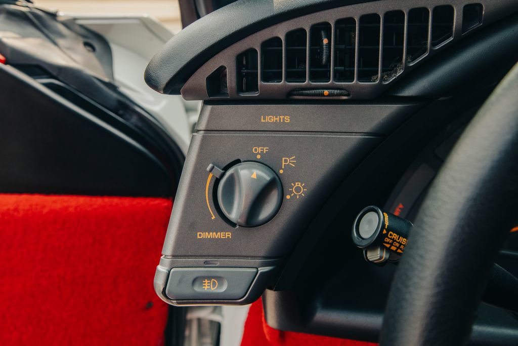 Used 1990 Chevrolet Corvette Convertible image 67