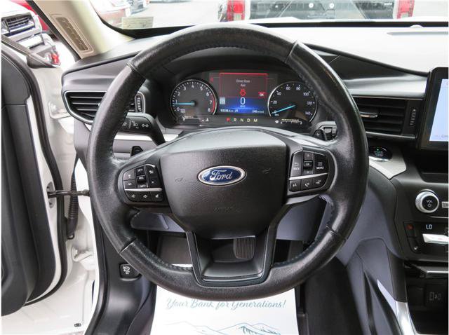 Used 2020 Ford Explorer XLT w/ Equipment Group 202A AWD/4WD image 10