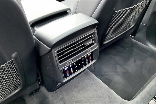 Used 2025 Audi Q8 Premium Plus w/ Premium Plus Package image 25