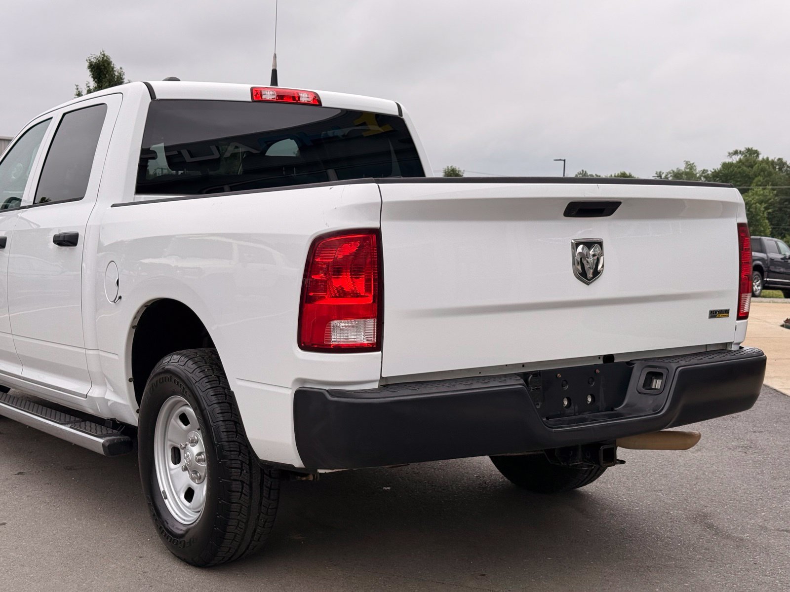 Used 2019 RAM 1500 Tradesman w/ Popular Equipment Group RWD image 4