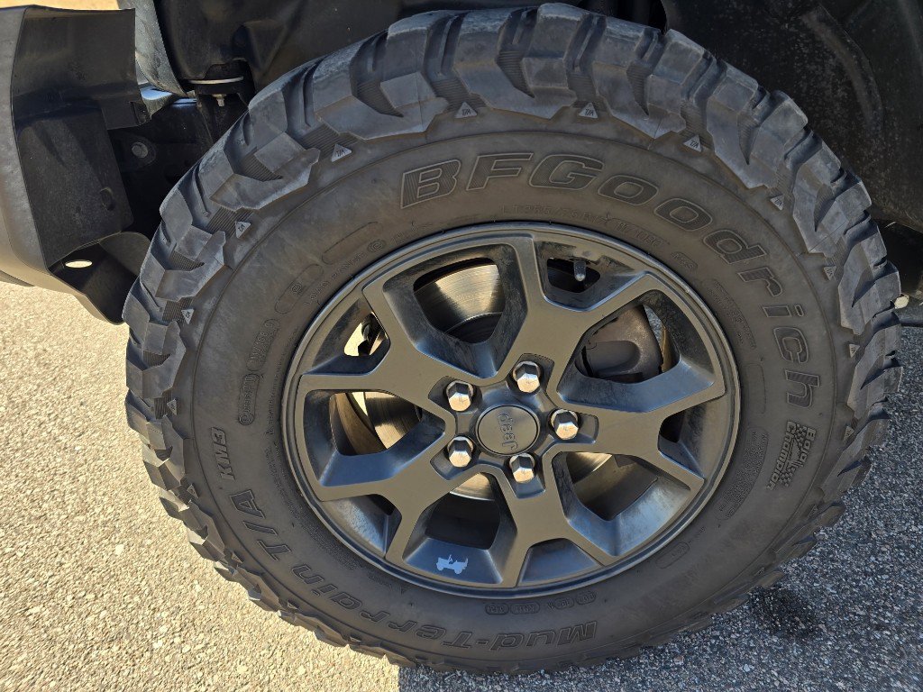 Used 2020 Jeep Wrangler Unlimited Sport image 9