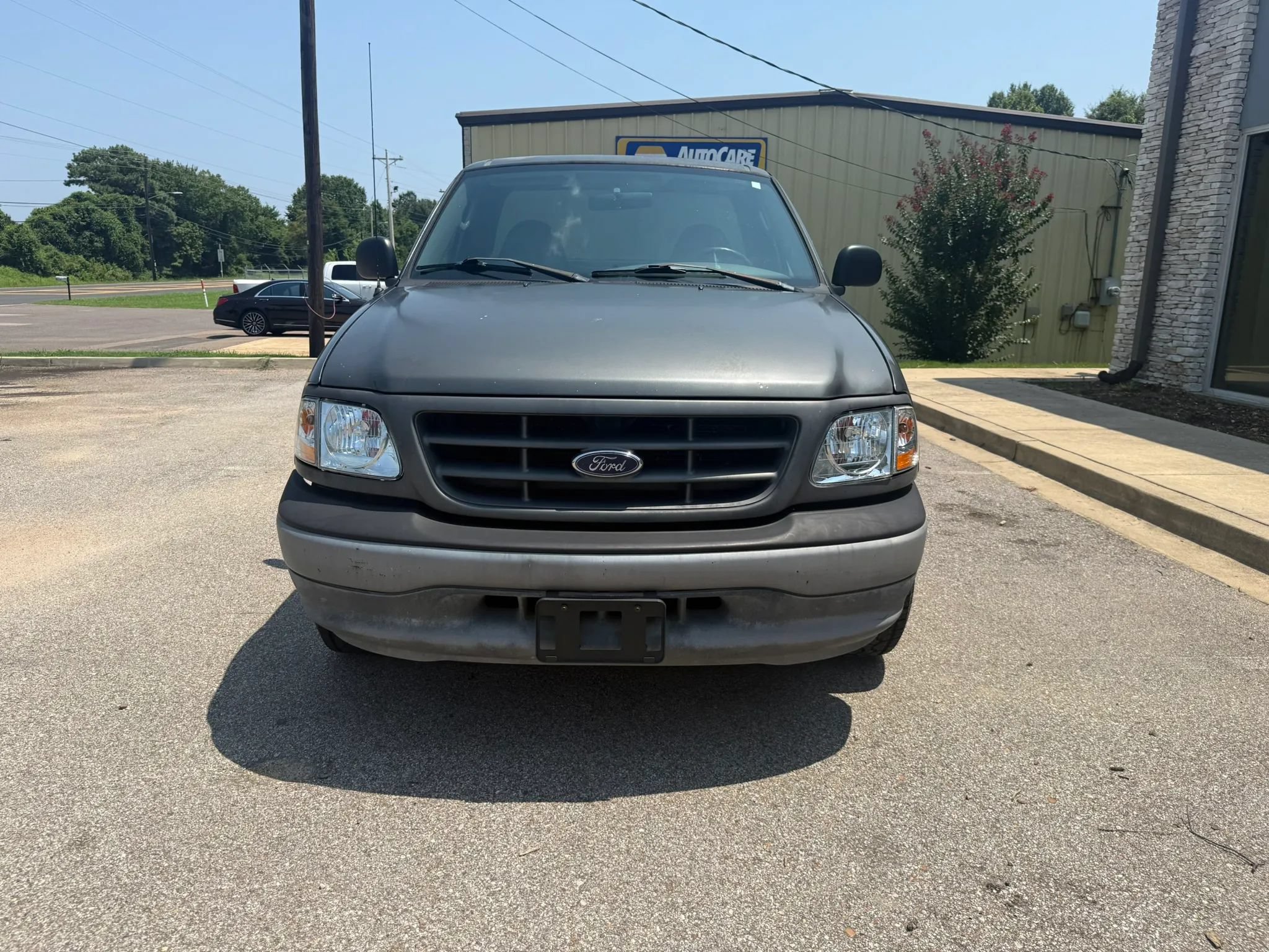 Used 2003 Ford F150 XL RWD image 3