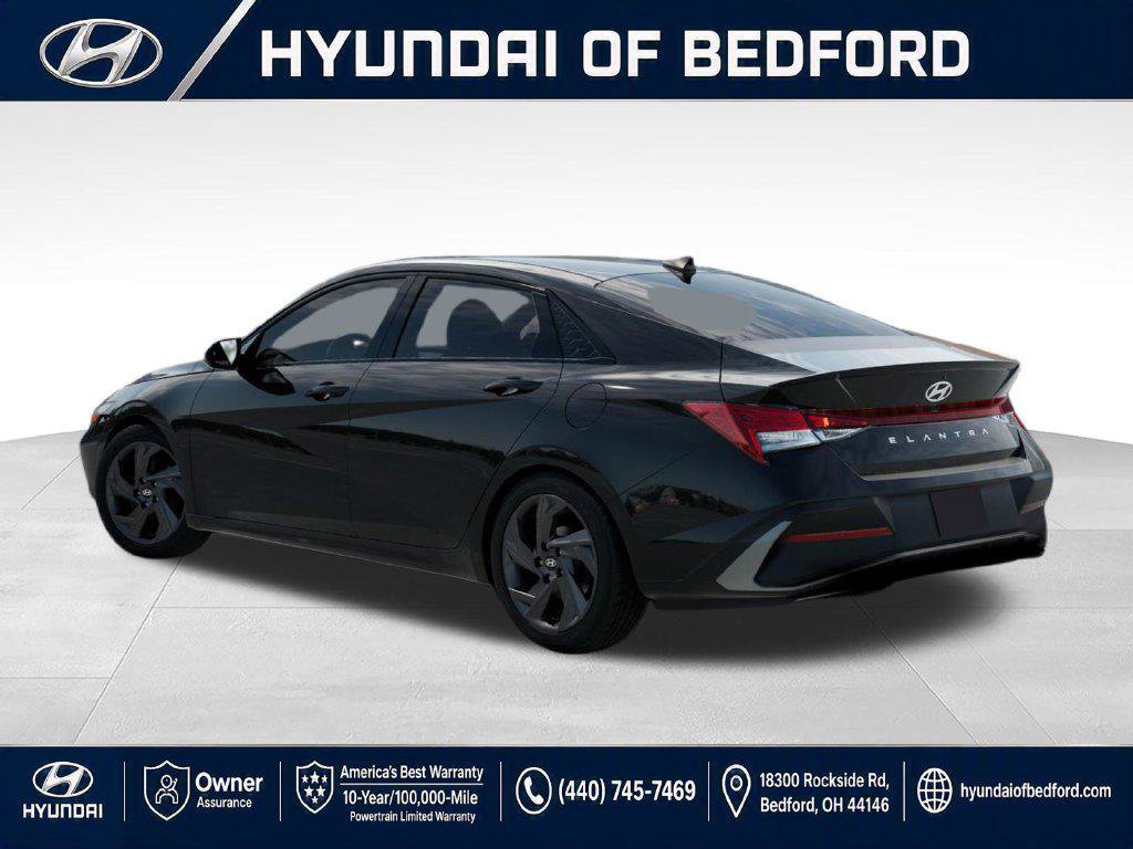 New 2026 Hyundai Elantra SEL Sport FWD image 4